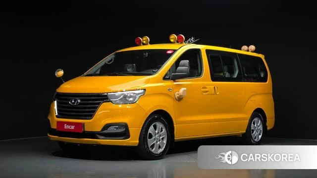 Hyundai The New Grand Starex 2018 Желтый из Кореи