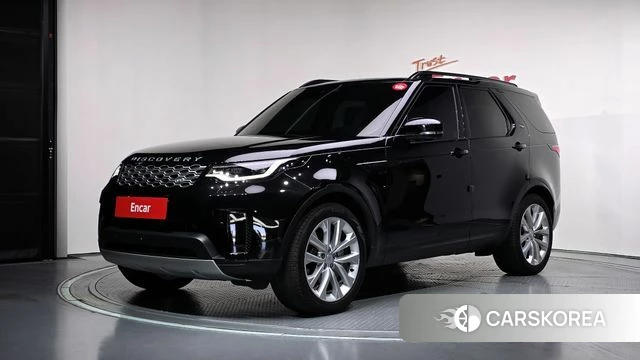 Land Rover Discovery 5 2022 Черный из Кореи