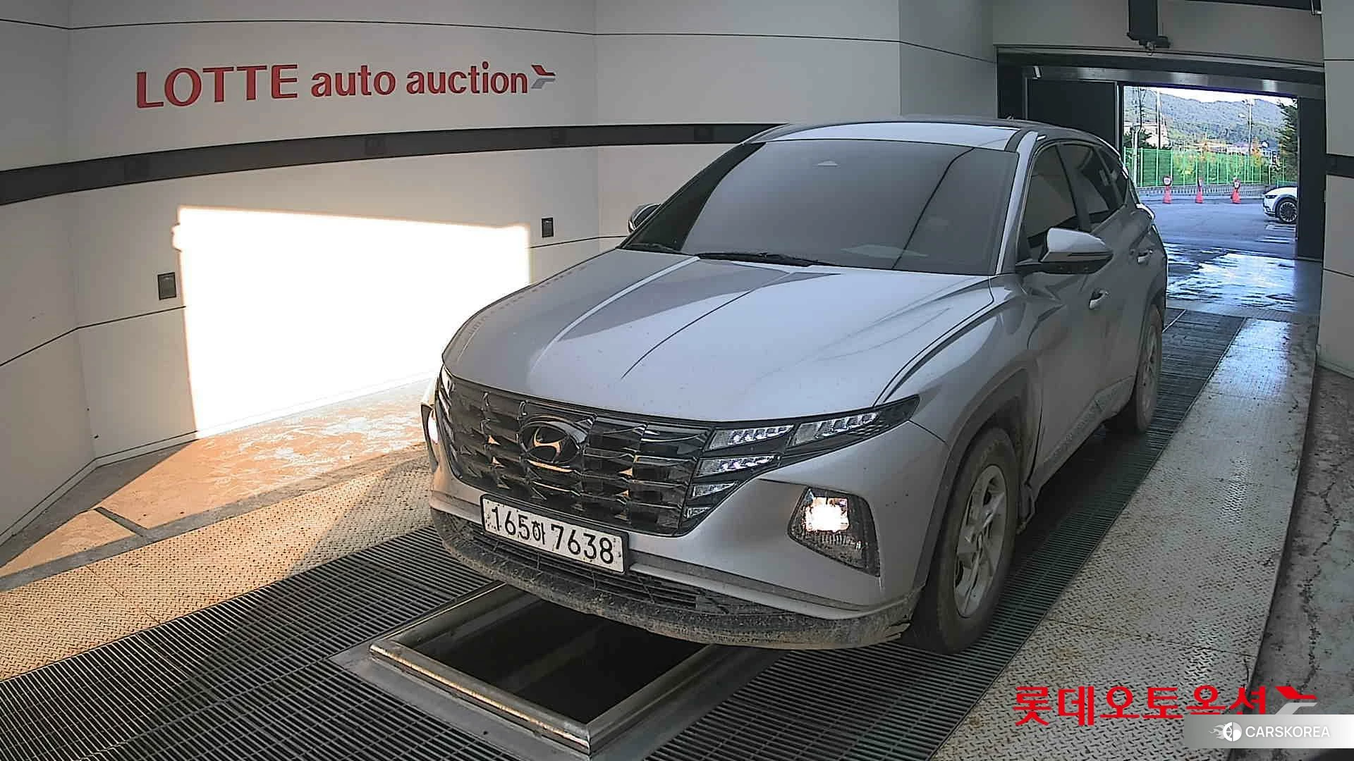 Hyundai Tucson 2022 Shimmering Silver Metallic из Кореи