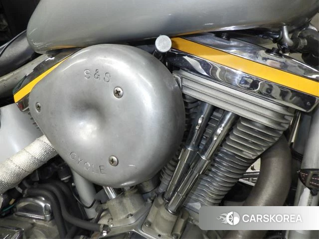 Engine photo