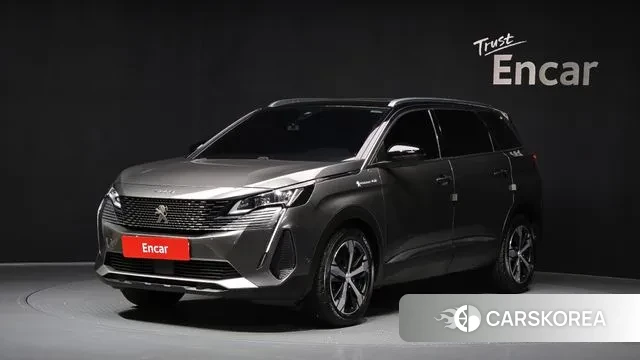 Peugeot 5008 second generation 2021 Серый из Кореи
