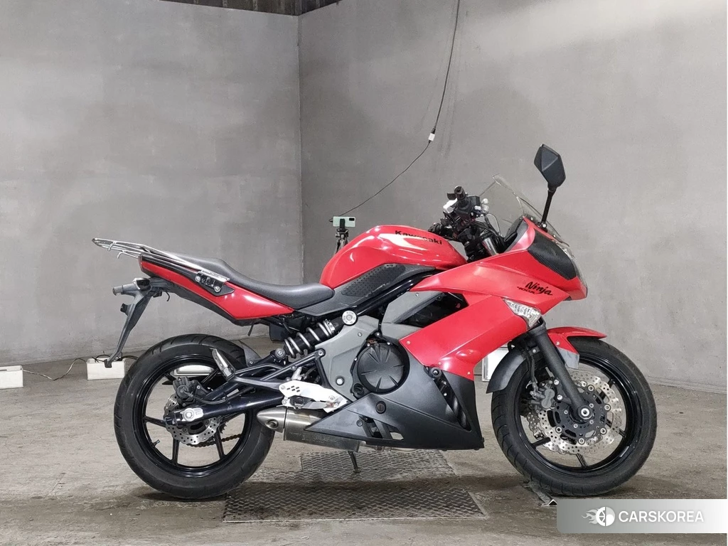 Проданный Kawasaki NINJA 400R 2012 из Японии