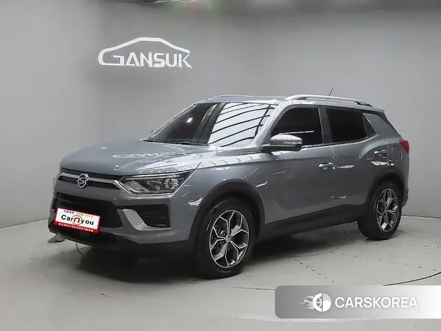 Ssangyong Beautiful Korando 2019 Серебристо-серый из Кореи