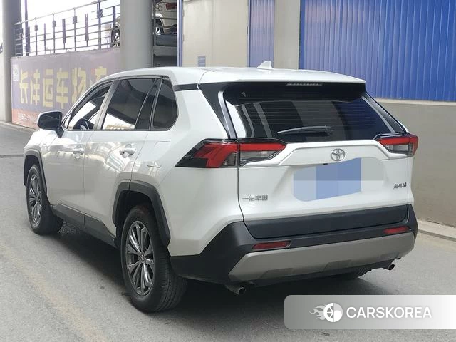 Toyota RAV4 Rongfang 2023 Белый из Китая