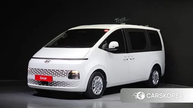 Hyundai Staria 2023 Белый из Кореи