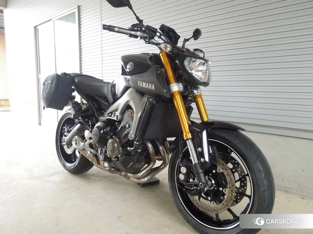 Проданный Yamaha MT-09 2015 из Японии