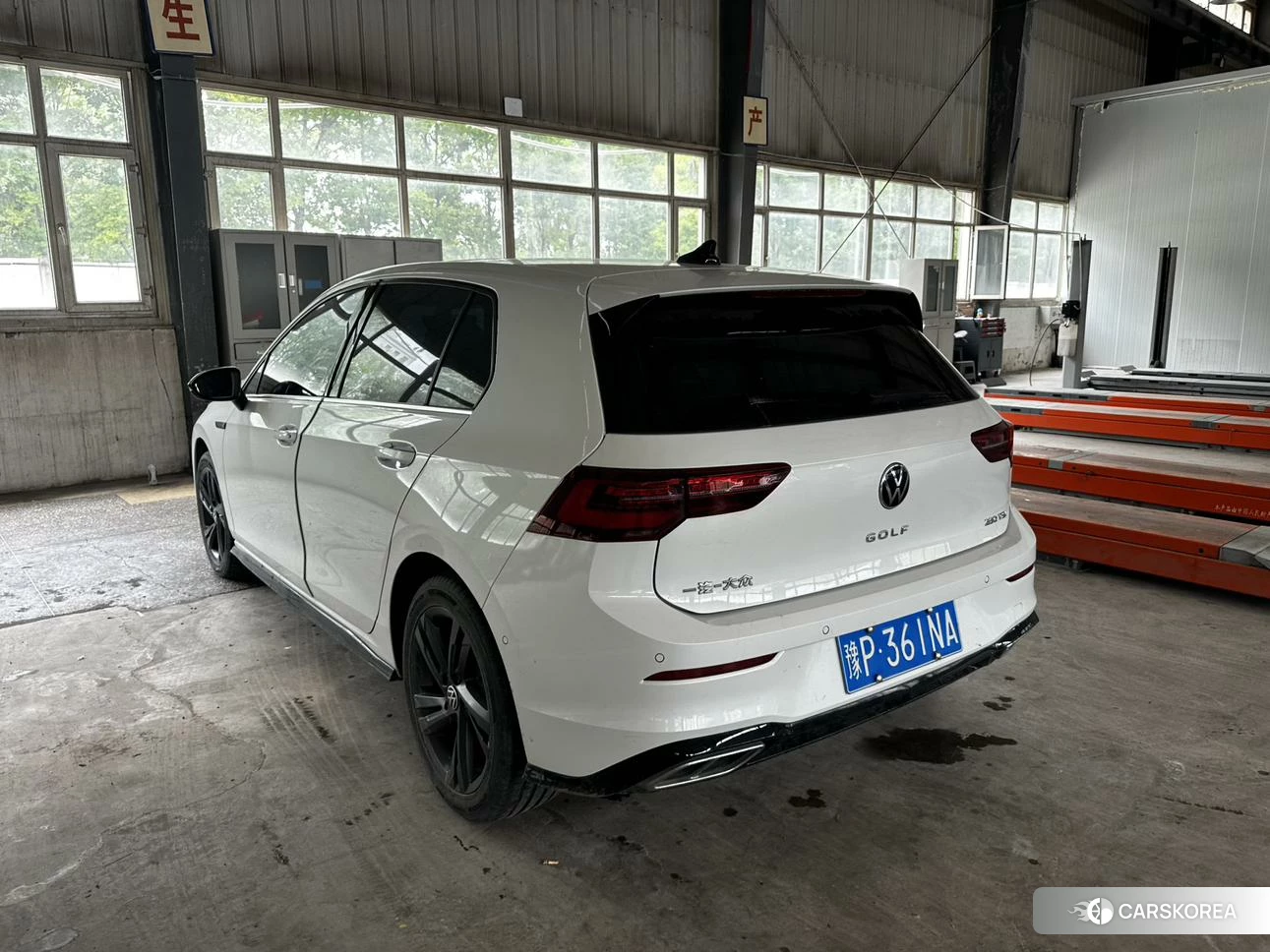 Volkswagen Golf 2022 Белый из Китая