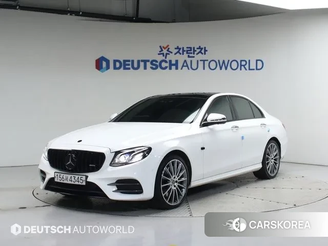 Mercedes-Benz E-Class W213 2019 Белый из Кореи