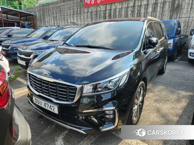 Kia The New Carnival 2018 Черный из Кореи