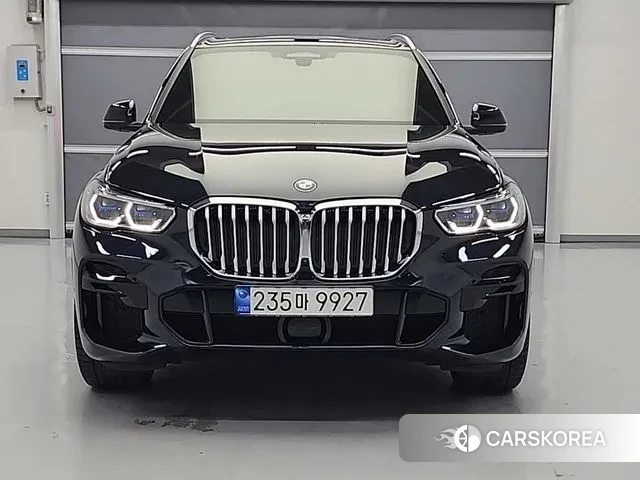 BMW X5 (G05) 2023 Черный из Кореи