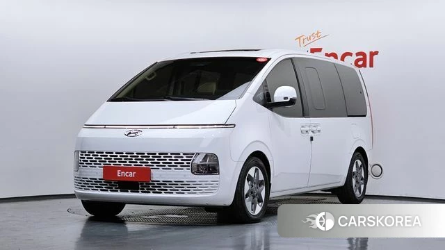 Hyundai Staria 2021 Белый из Кореи