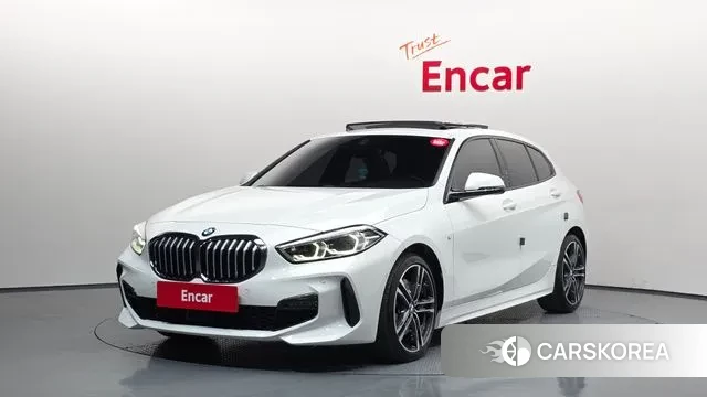 BMW 1 Series (F40) 2023 Белый из Кореи