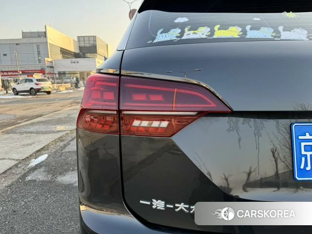 Volkswagen Tanyue 2022 Темно-серый из Китая