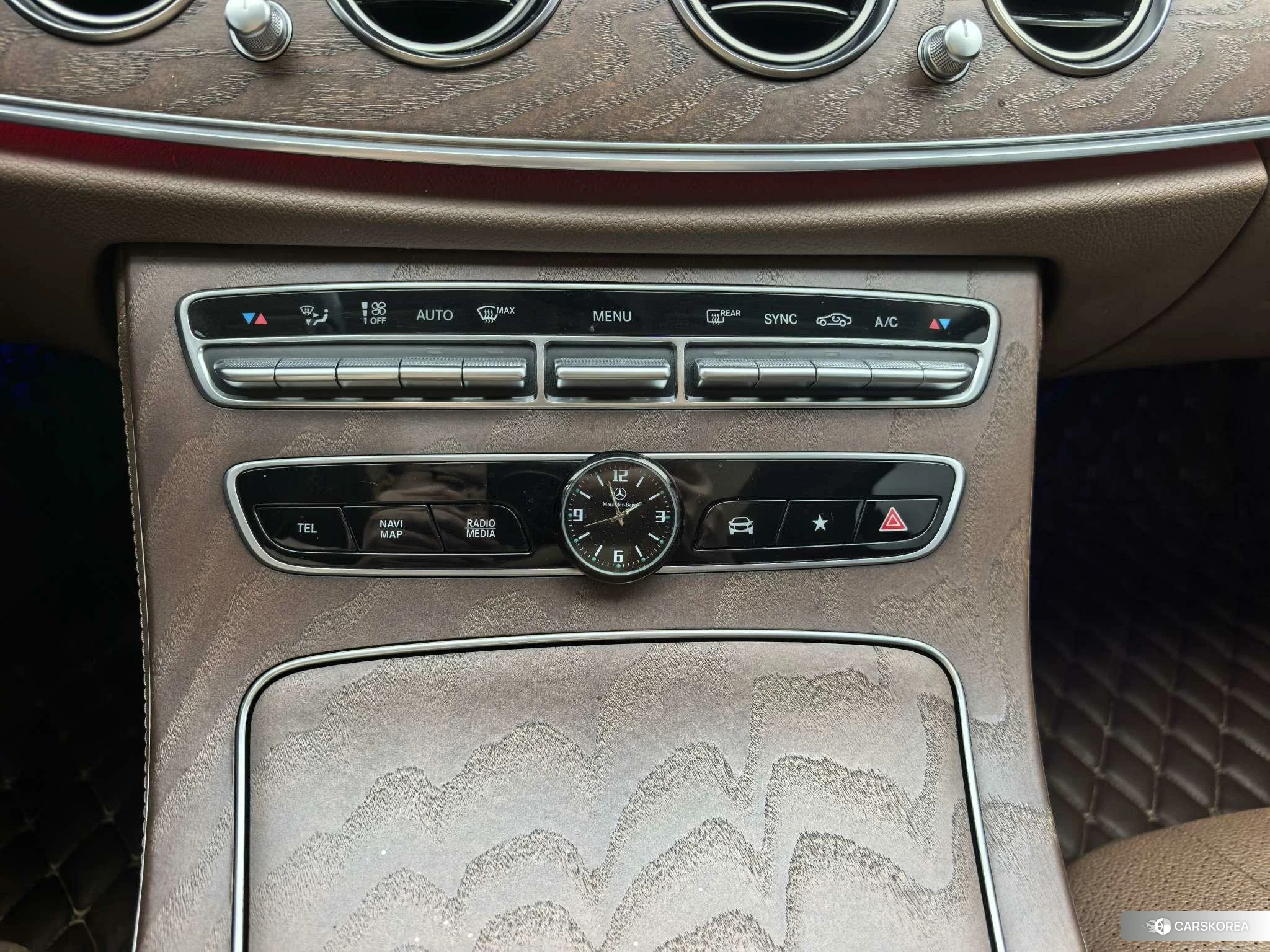 Mercedes-Benz E-class 2022 Черный из Китая