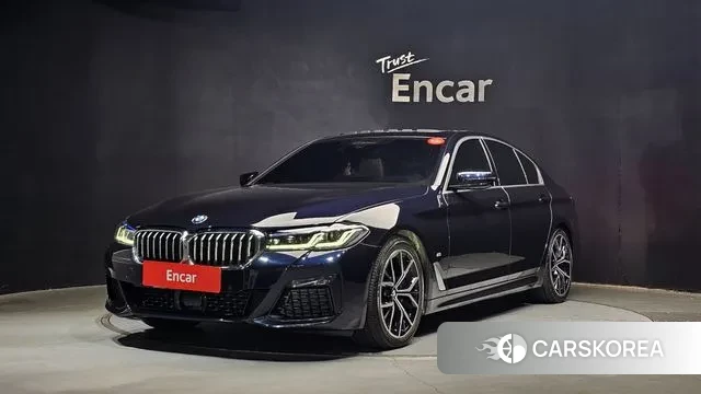 BMW 5 Series (G30) 2023 Черный из Кореи