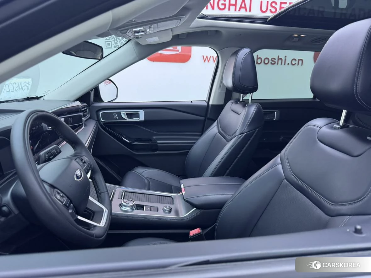 Ford Explorer 2024 Черный из Китая