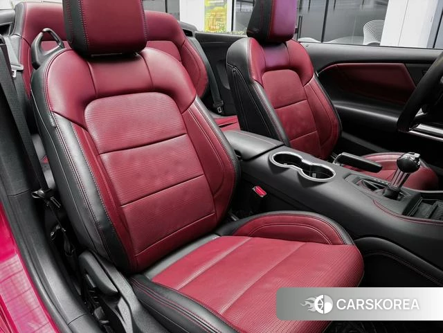 Ford Mustang 2025 Красный из Китая
