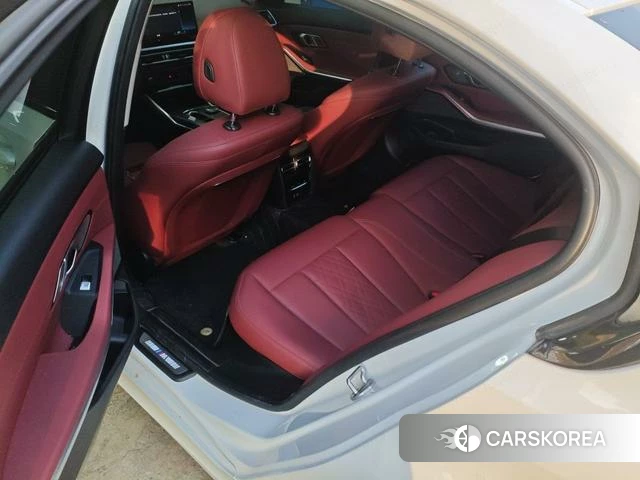 BMW 3 series 2023 Белый из Китая