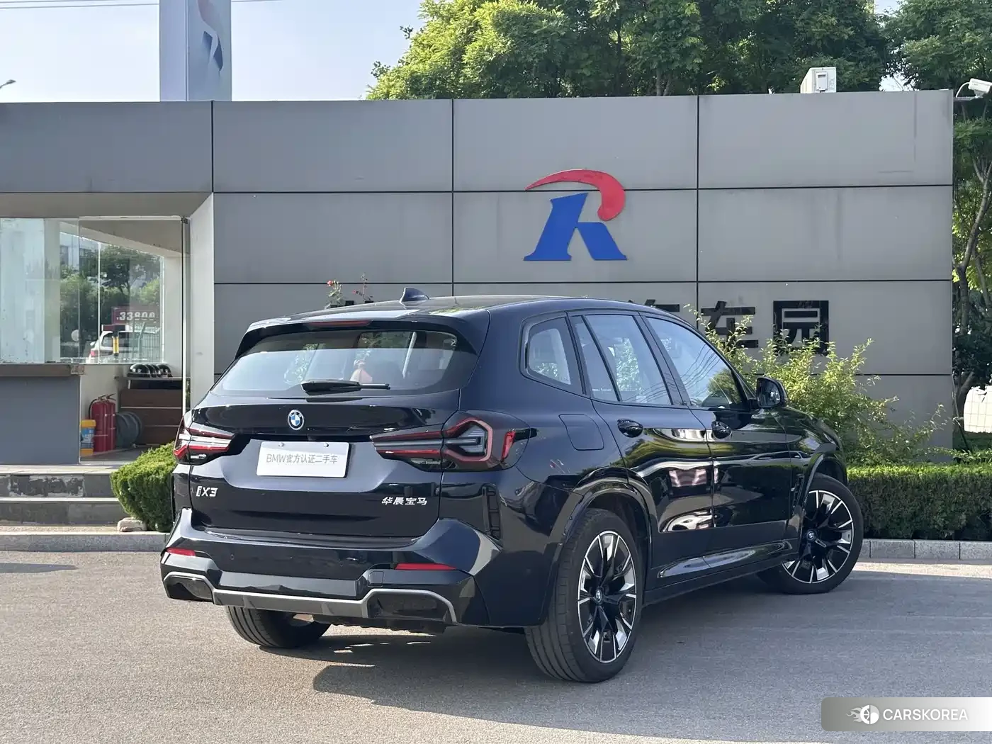 BMW iX3 2025 Черный из Китая