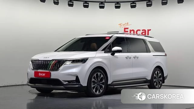Kia Carnival 4th generation 2023 Белый из Кореи