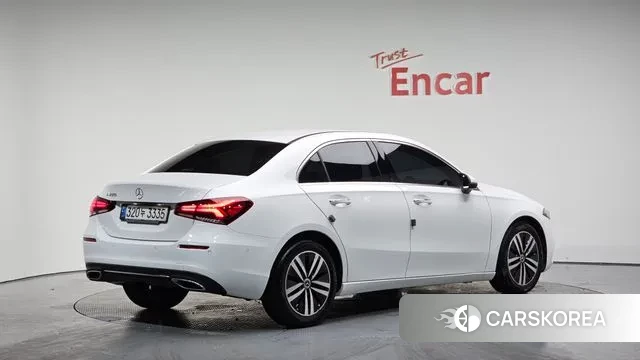 Mercedes-Benz A-Class W177 2021 Белый из Кореи