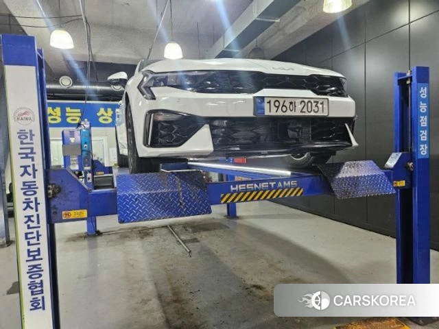 Kia The New K5 3rd generation 2024 Белый из Кореи