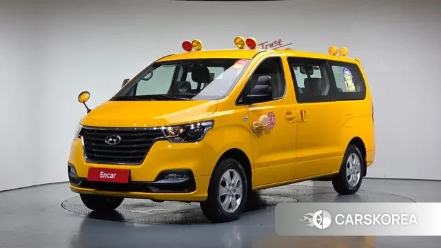 Hyundai The New Grand Starex 2019 Желтый из Кореи