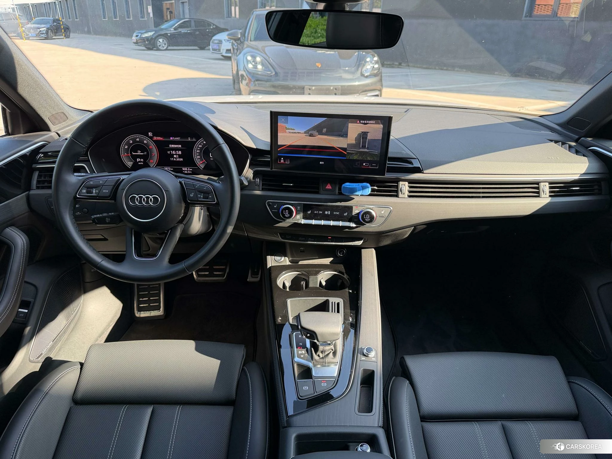 Audi A4L 2023 Белый из Китая