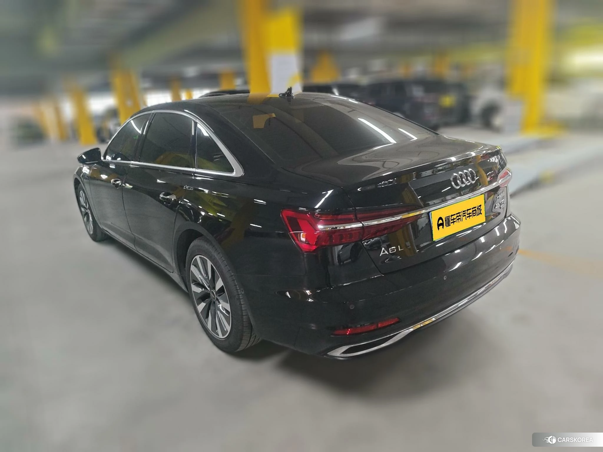 Audi A6L 2023 Черный из Китая