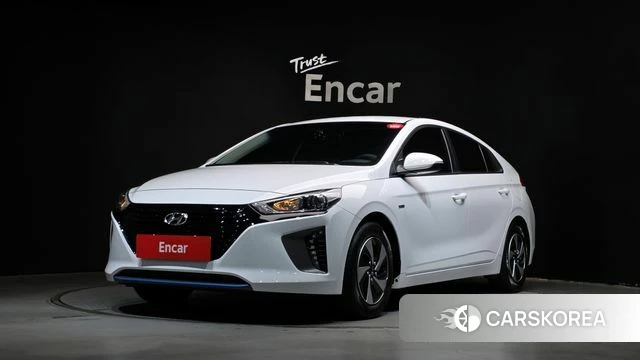 Hyundai Ionic Hybrid 2018 Белый из Кореи