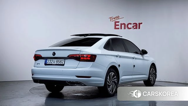 Volkswagen 7th Generation of Jetta 2021 Белый из Кореи