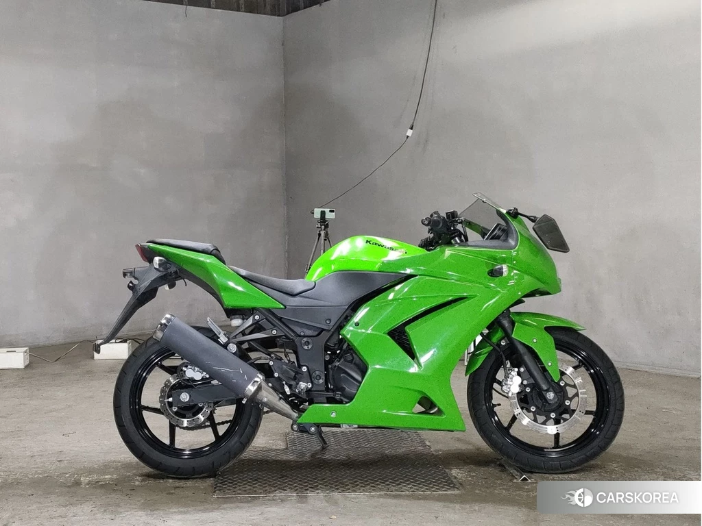 Проданный Kawasaki NINJA 250R id 4159341 из Японии