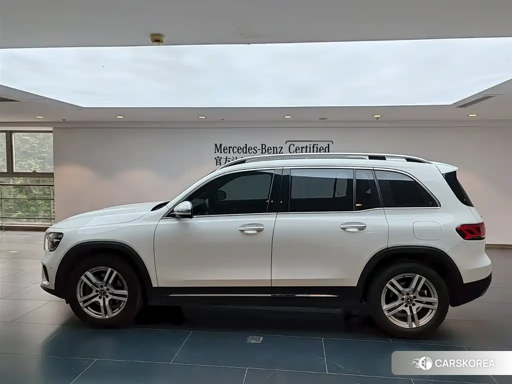 Mercedes-Benz GLB 2022 Белый из Китая