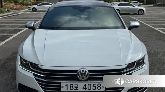 Volkswagen Arteon 2019 Белый из Кореи