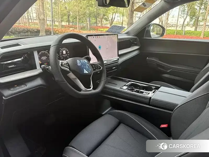 Volkswagen Touareg 2026 Черный из Китая