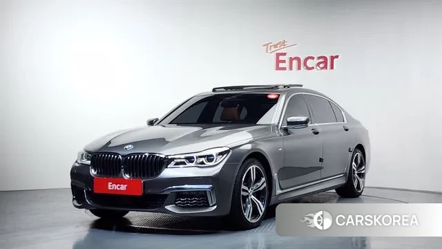 BMW 7 Series (G11) 2019 Серый из Кореи