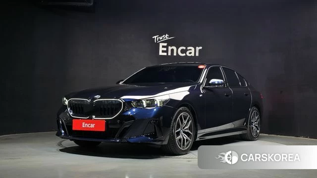BMW 5 Series (G60) 2025 Черный из Кореи