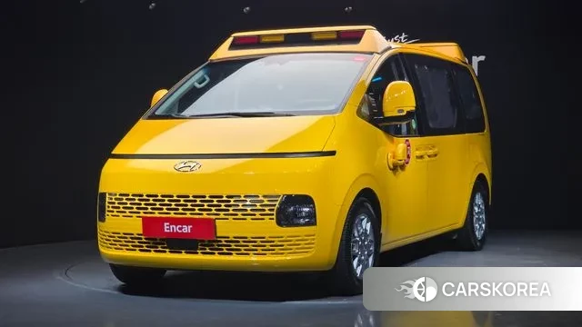 Hyundai Staria 2022 Желтый из Кореи