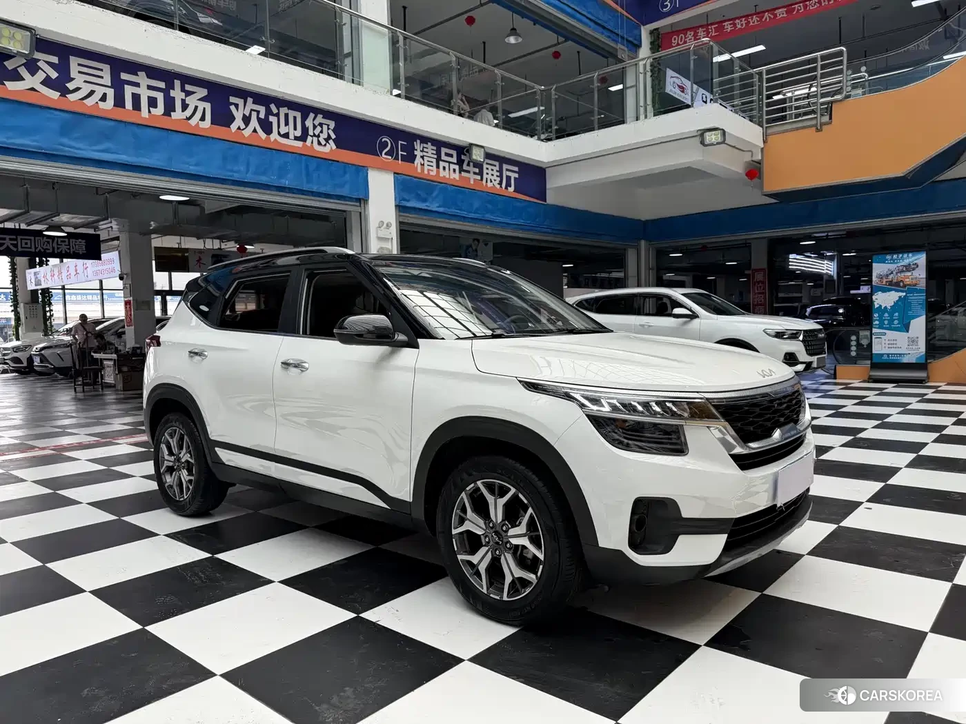 Kia KX3 proud run 2021 Белый из Китая