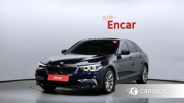 BMW 5 Series (G30) 2018 Черный из Кореи