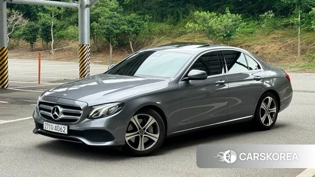Mercedes-Benz E-Class W213 2019 Серый из Кореи