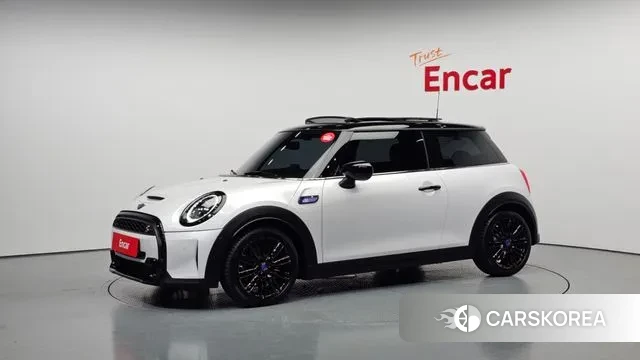 Mini Cooper S 2024 Белый из Кореи