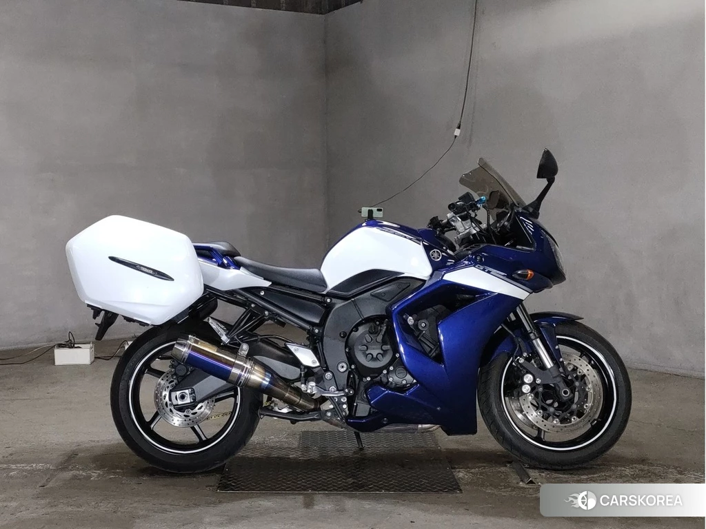 Проданный Yamaha FZ1 FEATHER GT id 4173423 из Японии