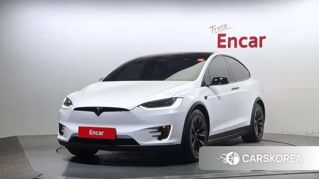 Tesla Model X 2018 Белый из Кореи