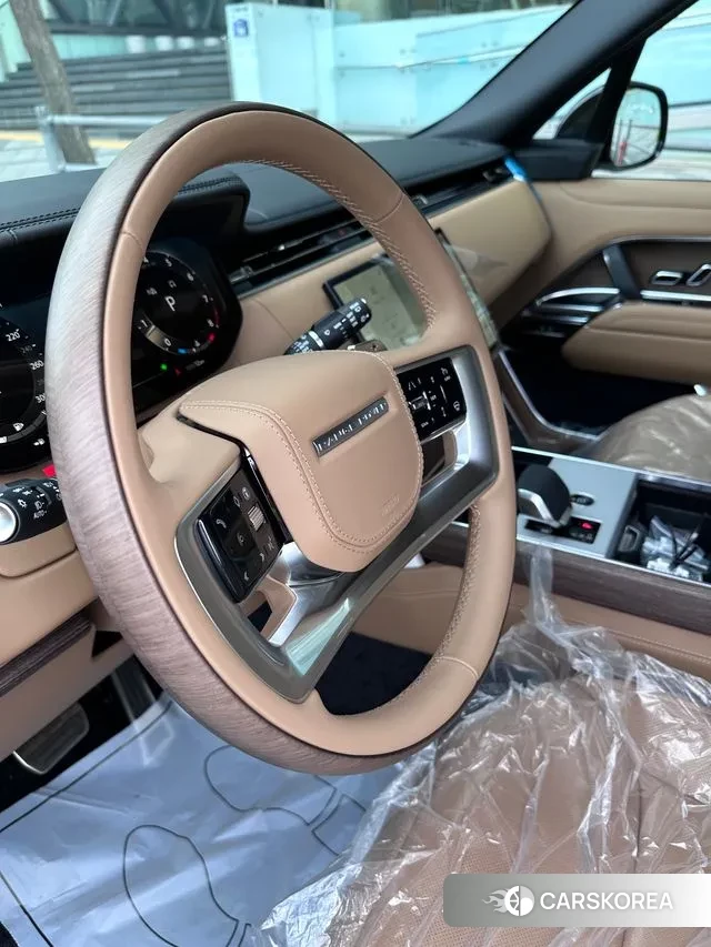 Land Rover Range Rover 5th Generation 2025 Черный из Кореи