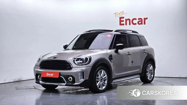 Mini Cooper Countryman 2023 Серебристо-серый из Кореи