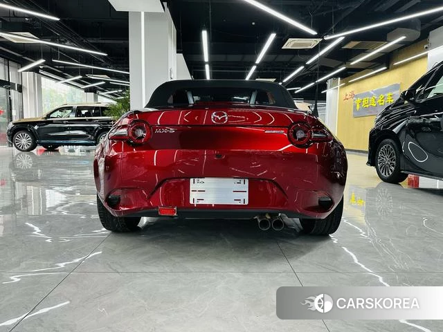 Mazda MX-5 2025 Красный из Китая