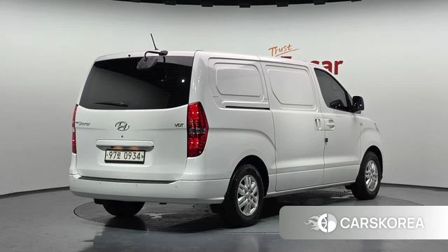 Hyundai The New Grand Starex 2020 Белый из Кореи
