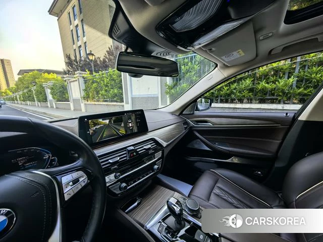 BMW 5 series PHEV 2020 Шампань из Китая