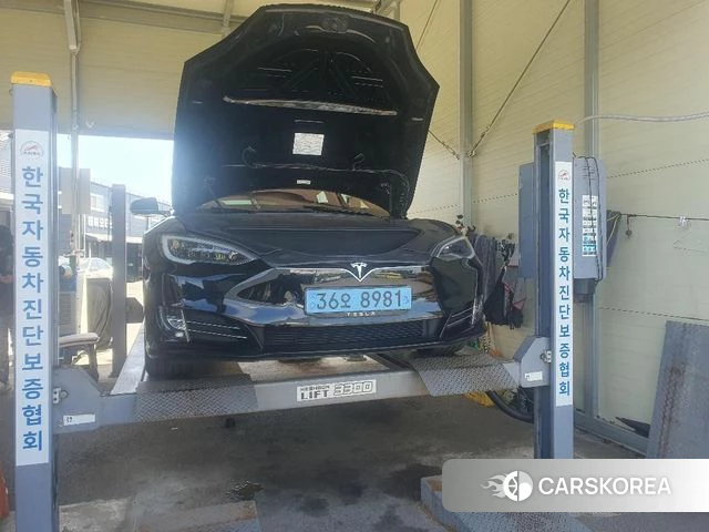Tesla Model S 2020 Черный из Кореи
